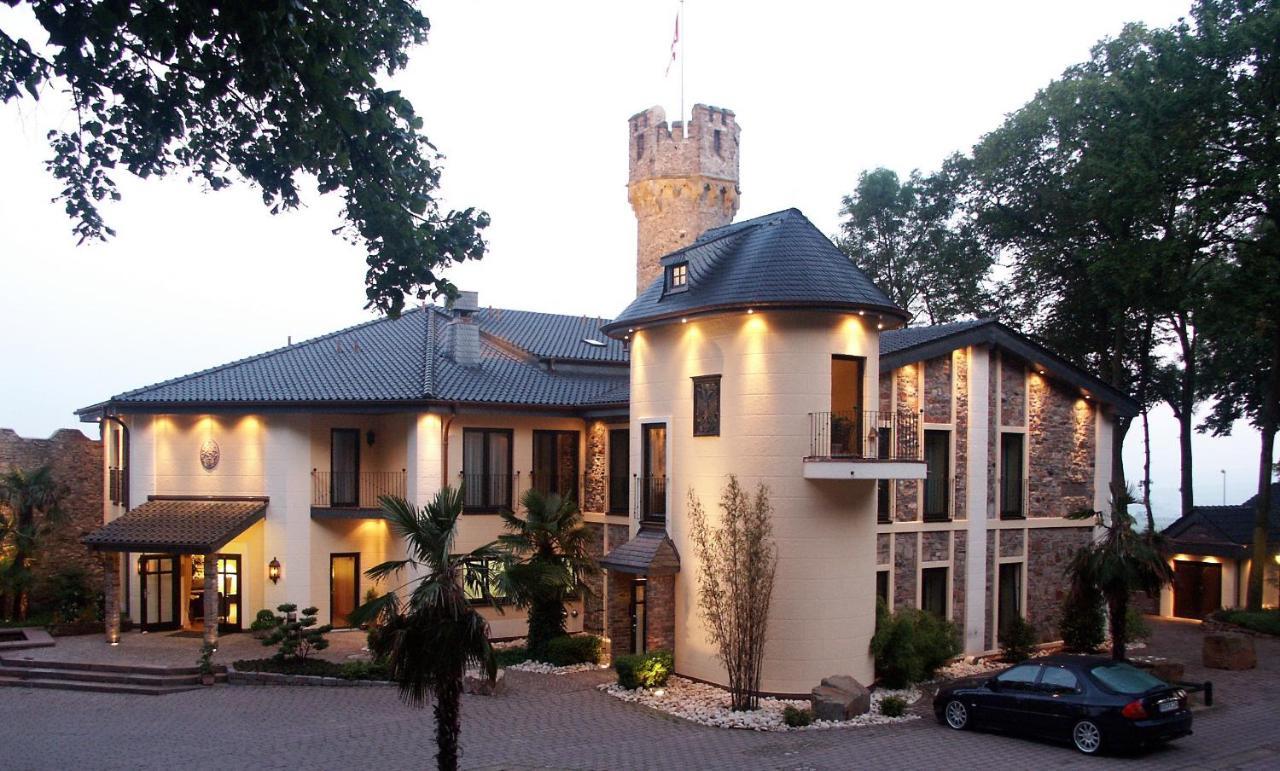 Burg & Gaestehaus By Schwarzenstein Geisenheim Dış mekan fotoğraf